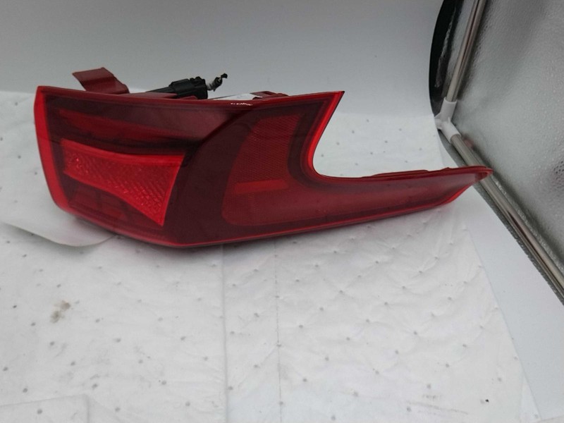 2020 Hyundai Santa Fe Left Blue Tail Light Assembly - Used, 74K Miles