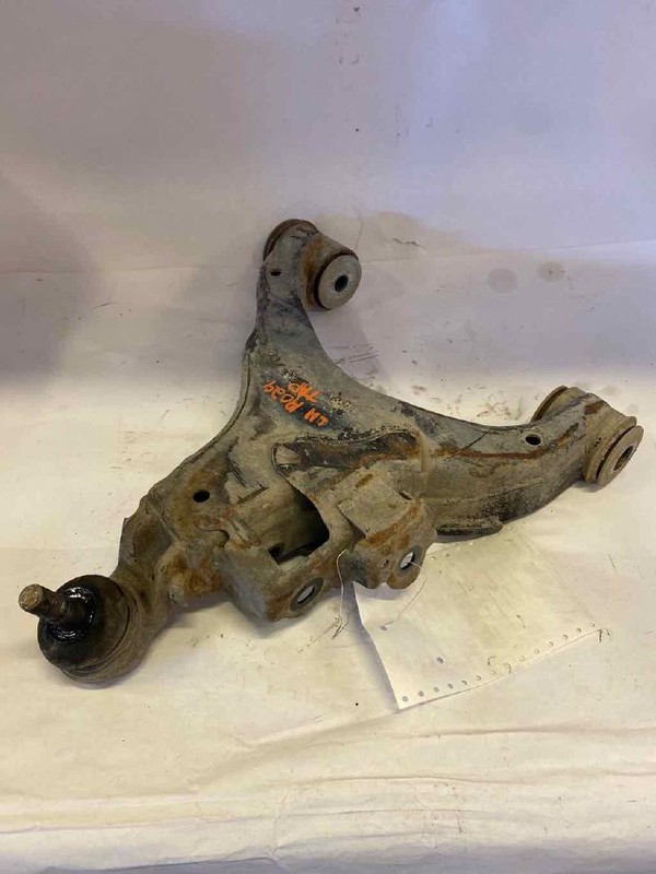 Lower Control Arm Front TOYOTA TUNDRA Left 07 08 09 10 11 12 13 14 15 16 17 18