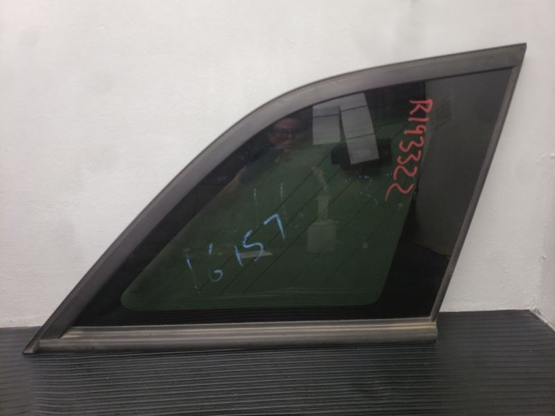 05-06 Chrysler Pacifica Right Passenger Quarter Glass Window OEM 05179500AA