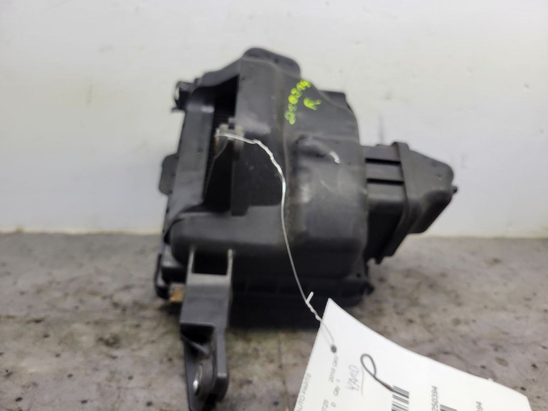Passenger Right Air Cleaner Fits 16-23 INFINITI Q50 1700322