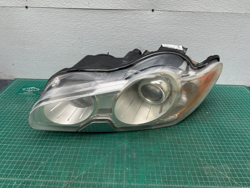 09-11 JAGUAR XF X250 FRONT LEFT DRIVER SIDE XENON HEADLIGHT LAMP 8X2313W030 OEM