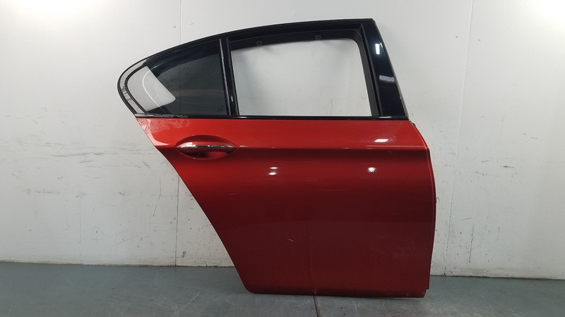 2014 BMW M5 F10 Right Rear Passenger Door - Scratch #3377 Z11