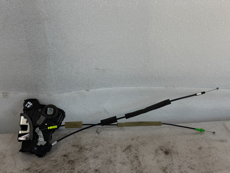 04 - 06 LEXUS ES330 LEFT DRIVER FRONT DOOR LOCK RELEASE LATCH ACTUATOR