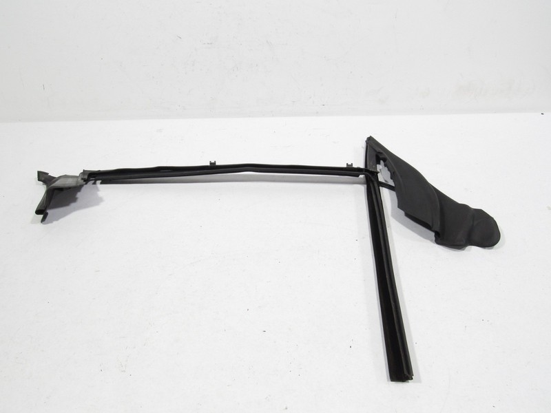 17-20 BMW 640I GT G32 Front Left Driver Door Inner Weatherstrip Channel Seal ;