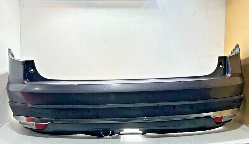 DEFECT! HONDA PILOT ELITE TOURING REAR BUMPER COVER & LIGHT 2016-2018 OEM NH797M