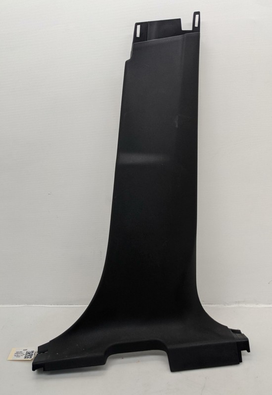 Center Right B Pillar Lower Trim Panel Black 2020 GMC Terrain 2018 2019 84564408
