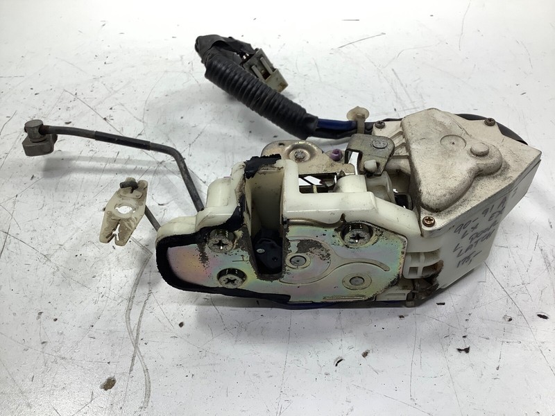 90-91 Honda Accord 2D LX EX Left Door Latch Lock Assembly 72150-SM2-A11 OEM