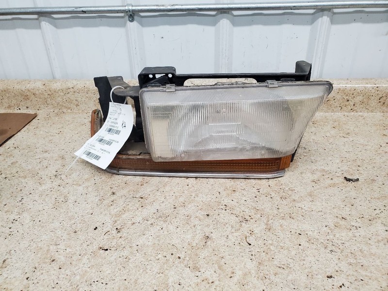 Passenger Right Headlight Sedan Fits 92-96 ROADMASTER 300294