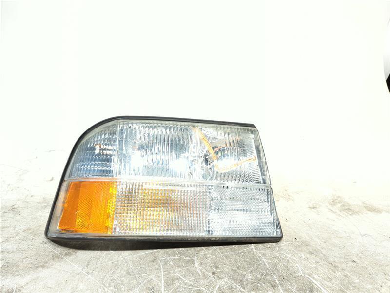 Used Right Headlight Assembly fits: 1998 Gmc S10/s15/sonoma GMC w/o integral fog