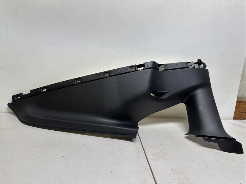 20-22 Tesla Y Passenger Side Upper C-Pillar Trim Cover Panel Right N-7067 M6