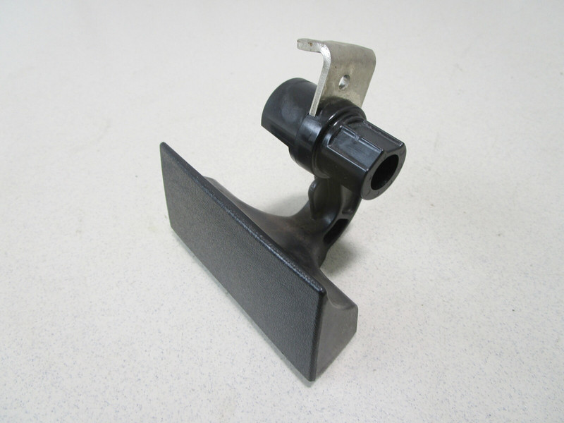 898101095 Mercury Mariner Outboard 25 HP 4-Stroke Bottom Cowl Hook Lever