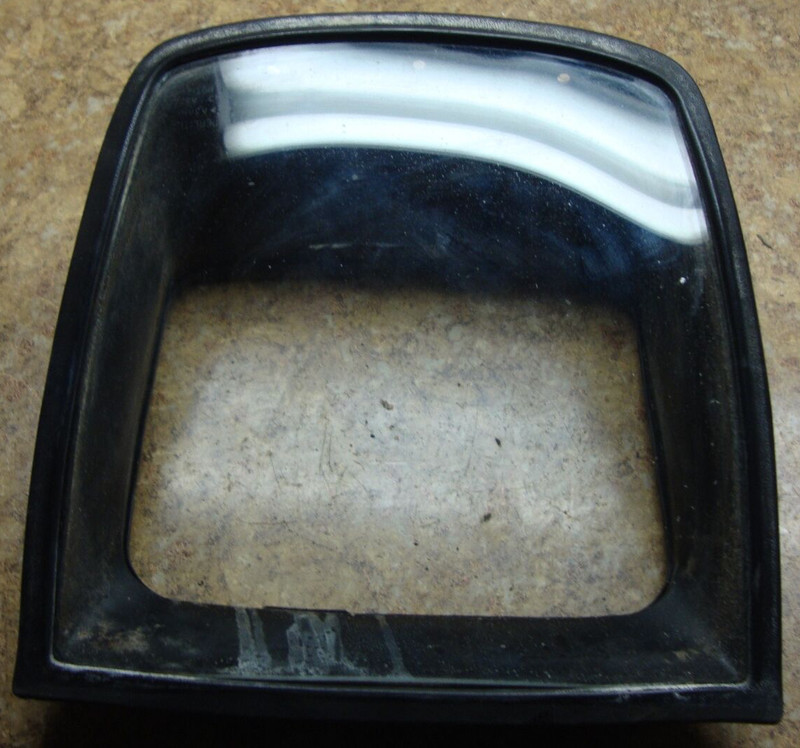 1985 Yamaha Venture XVZ1200 XVZ 1200 D Front Headlight Cover Guard Trim Bezel 85