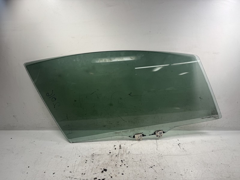 015-020 Honda Fit Right Front Door Glass OEM