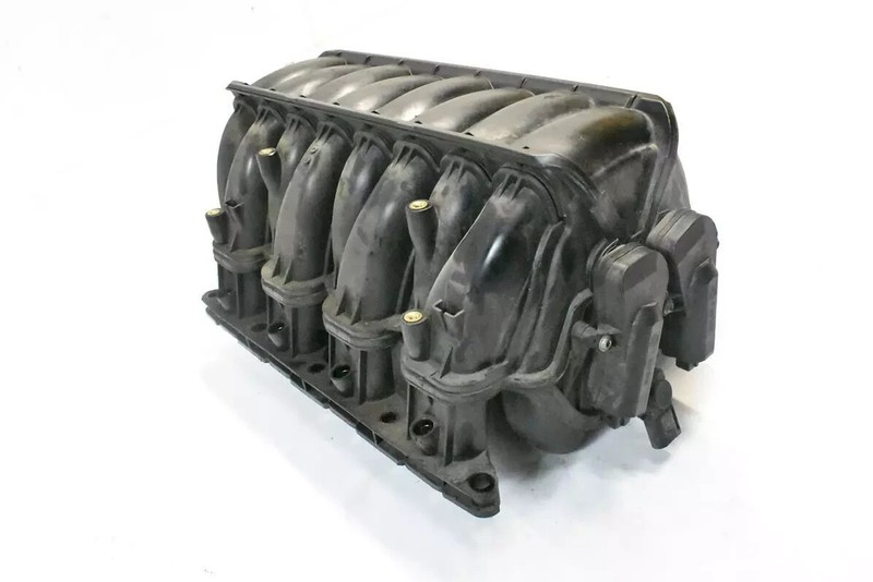06-10 BMW E64 650i X5 4.8L N62 Engine Air Intake Inlet Manifold 11617531618 OEM