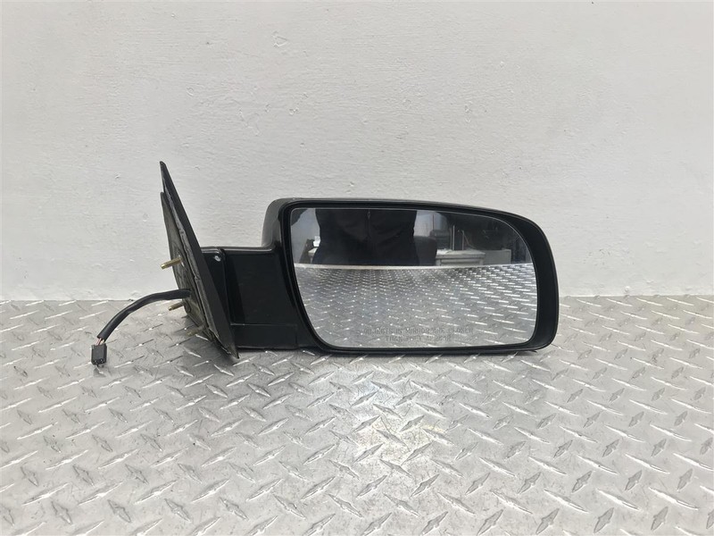 92-99 CHEVROLET SUBURBAN 1500 2500 YUKON RIGHT OUTSIDE VIEW MIRROR OEM 128-02480