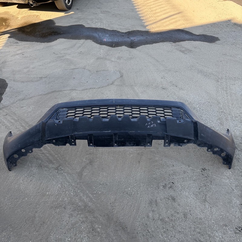17-19 Honda CR-V Front Lower Bumper Cover 71102-TLA-A00 OEM (LOCAL PICKUP ONLY)