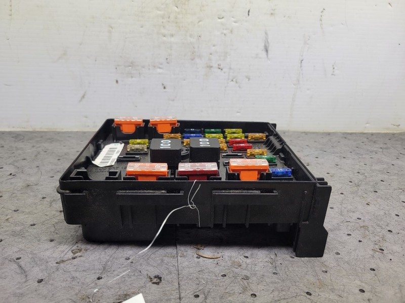 Fuse Box Engine Germany Built VIN W 1st Digit Limited Fits 12-18 TIGUAN 1618133