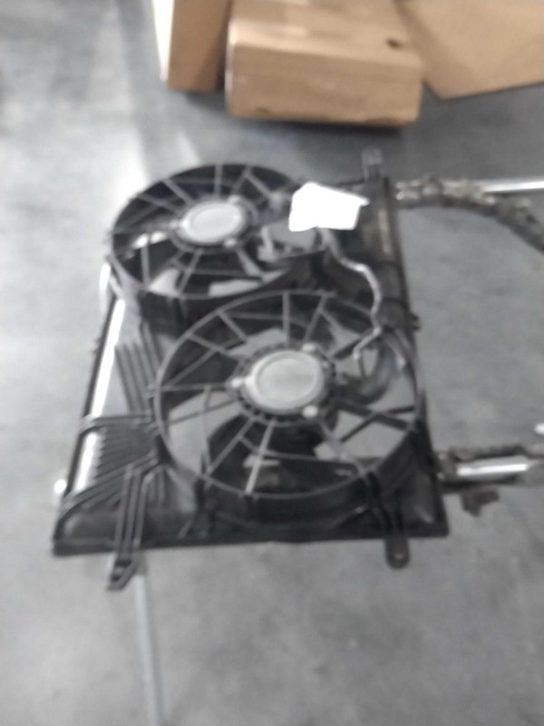 2015 Buick Enclave Engine Cooling Fan Motor OEM 3.6L 112k Miles Silver