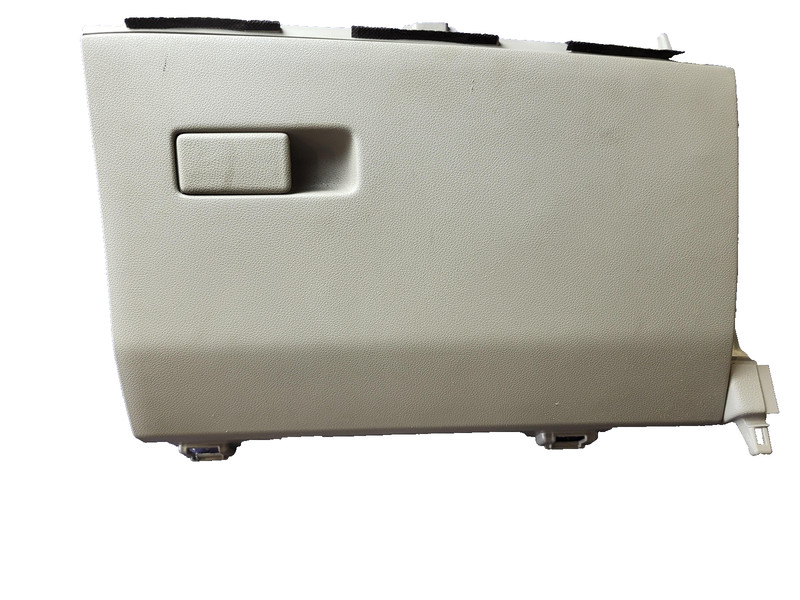 Used Oem Kia Instrument Panel Dashboard Glove Box for 2017-2022 Sportage