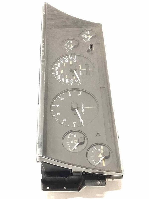 1998 Grand Cherokee MPH Instrument Cluster Speedometer Assembly Light Scratches