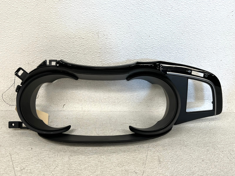 ⭐2015-2017 KIA K900 DASH SPEEDOMETER INSTRUMENT GAUGE BEZEL TRIM OEM LOT2727