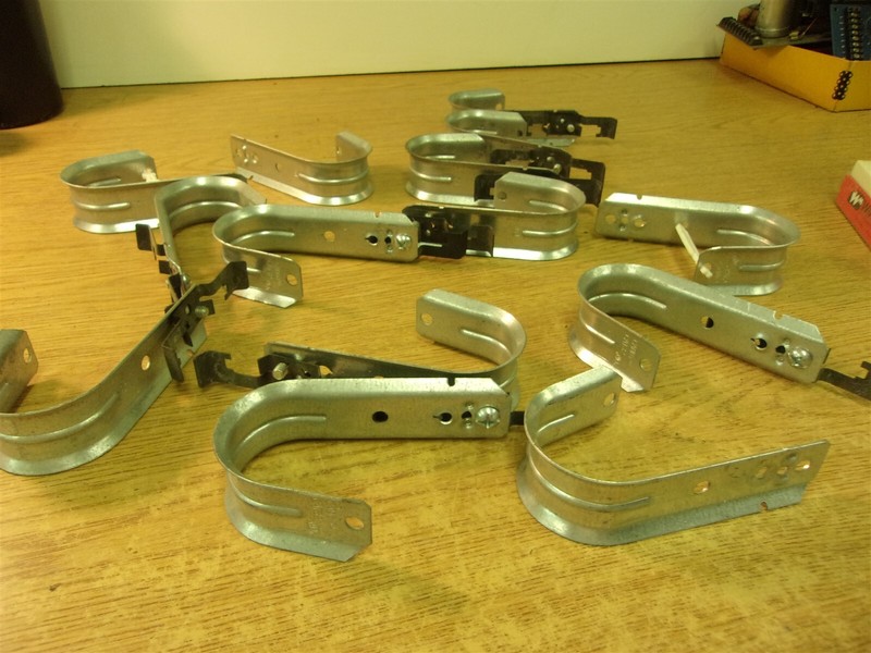 Pentair Caddy Cat32BC 2" J-Hook, Lot of 14 *FREE SHIPPING*