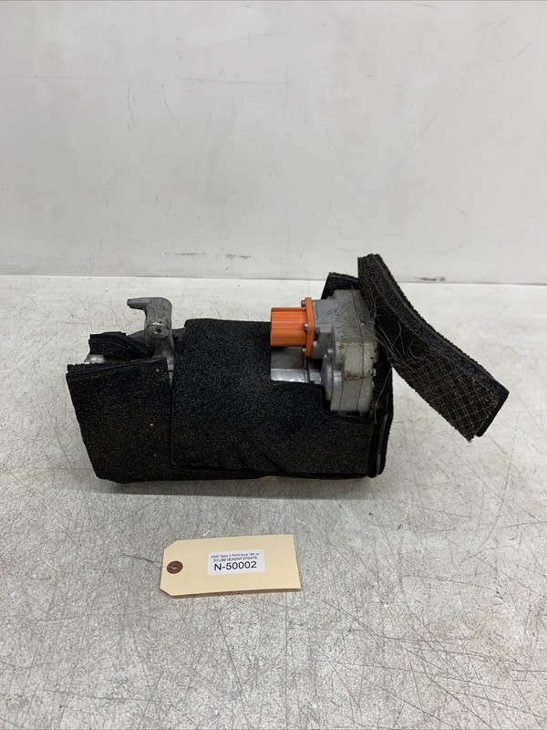 20–22 TESLA MODEL 3 AC COMPRESSOR PUMP W ACOUSTIC COVER OEM 1501256-01M 50002 S2