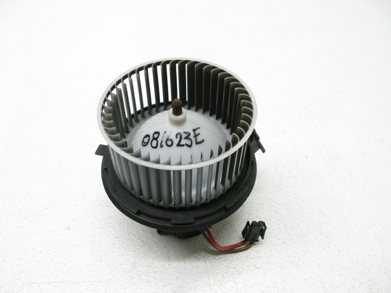 08-15 MERCEDES W204 C300 E350 SLS AMG GT AC A/C HEATER BLOWER MOTOR OEM 081623E