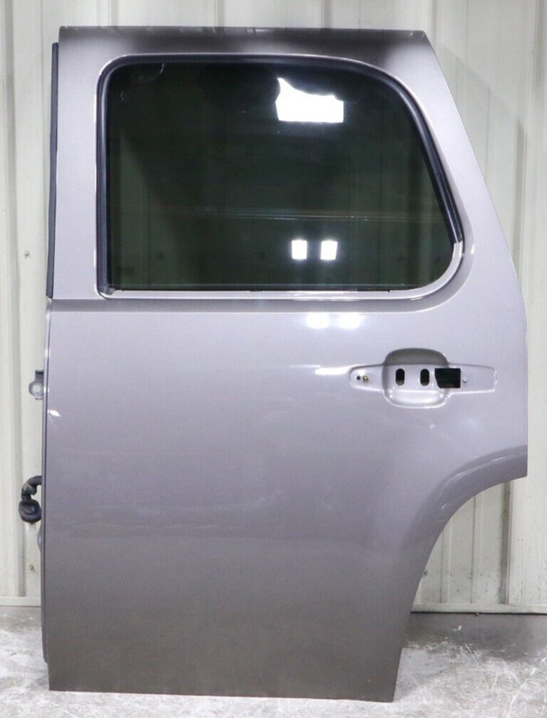 2007-2014 Tahoe Yukon Denali LH Driver Side Rear Door w/ Glass USED OEM GM