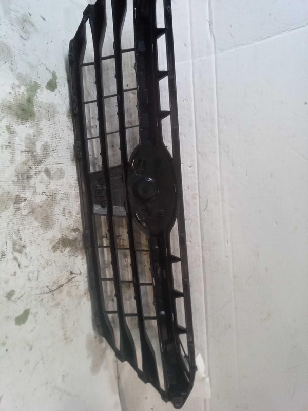 2021 Subaru Legacy Grille Chrome Silver OEM 91121AN02A Used 70K Miles