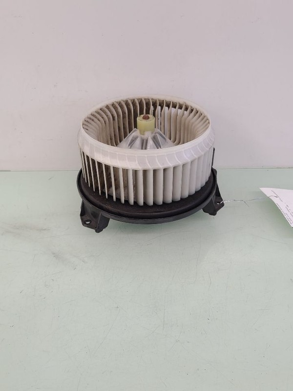 Blower Motor VIN W 6th Digit Jk Body LHD Fits 14-18 WRANGLER 589395