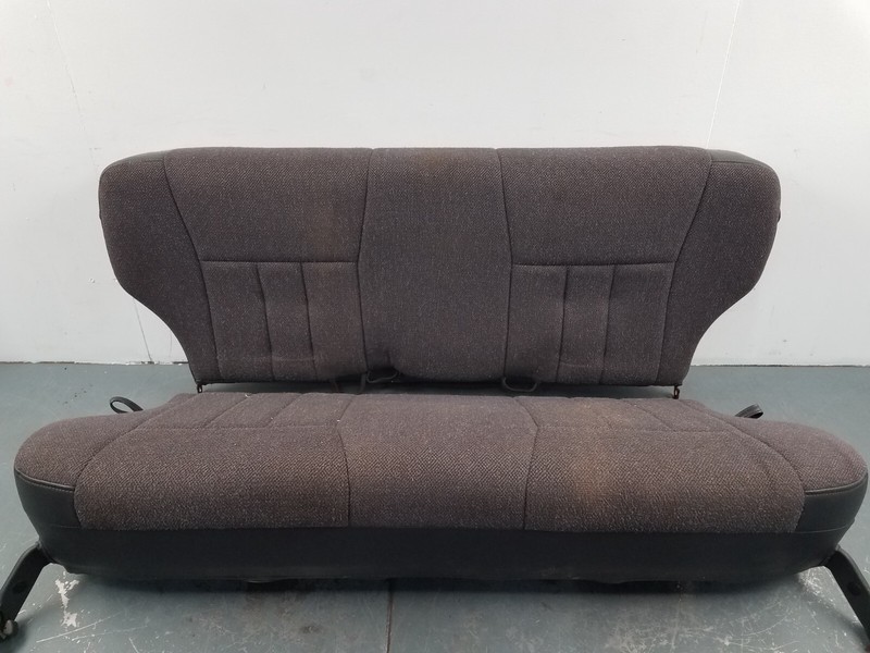 1999 Jeep Cherokee Sport XJ 4x4 4.0L Rear Bench Seat #8618 Y1