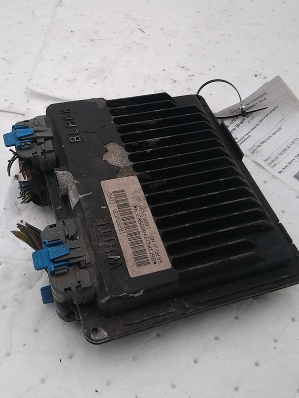 2000 GMC Envoy Engine Control Module ECM 333847 OEM 184K Miles
