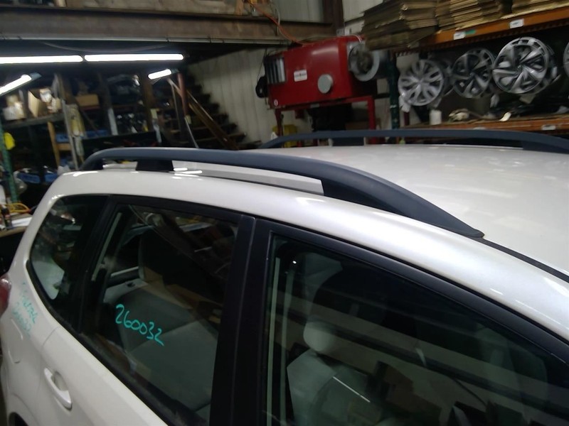 FORESTER2014-2018 Right Luggage Rack 1747461