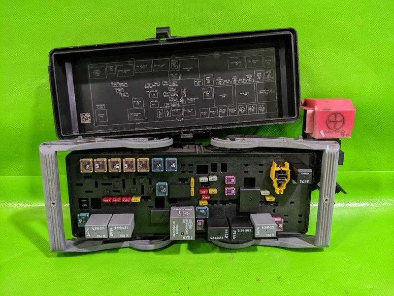12-20 JOURNEY 2.4L TIPC POWER SUPPLY ENGINE FUSE BOX OEM 4577-16