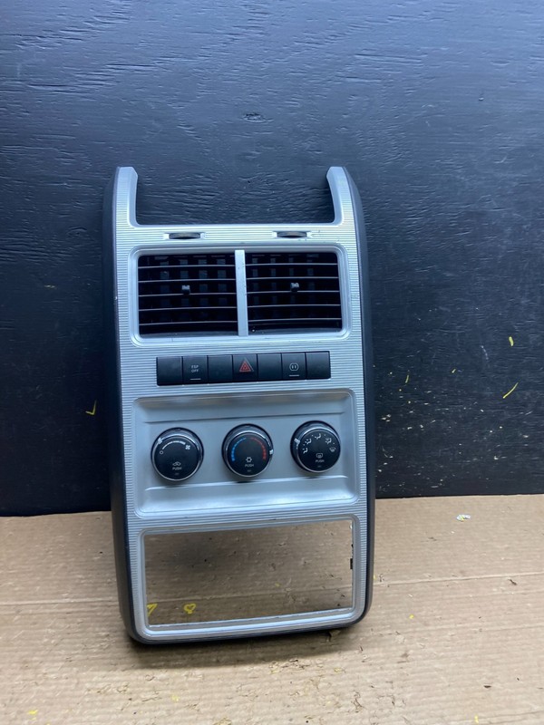 2009 2010 Dodge Journey Center Dash A/C AC Climate Control Bezel Trim W6310 DG
