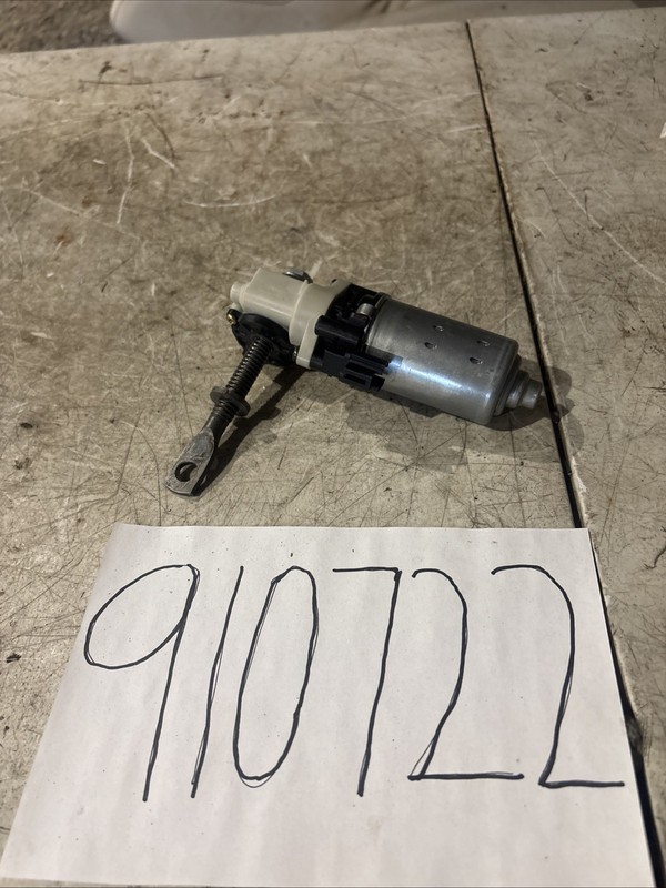 07-09 Lexus RX350 GX470 Front Driver's Seat Lift/Tilt Motor 85820-33020