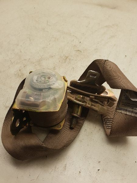 2001 LEXUS RX300 PASSENGER SIDE REAR SEAT BELT ASSEMBLY