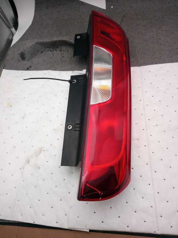 2022 RAM ProMaster City Left Tail Light Assembly White 75321 Used 147K Miles