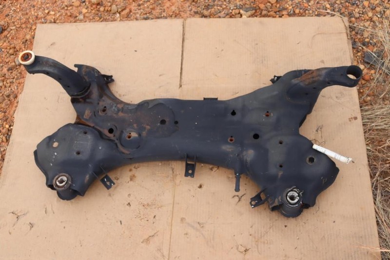 2018-2023 HYUNDAI KONA 1.6L AWD FRONT ENGINE CRADLE UNDERCARRAIGE SUBFRAME OEM