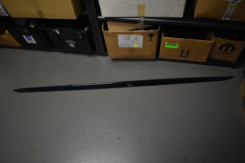 2017-2019 AUDI A4 PREMIUM ROCKER MOLDING LEFT SIDE FACTORY OEM