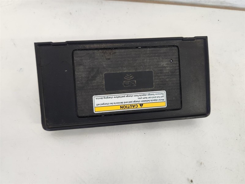 2019-2022 Honda Pilot Wireless Charger 39570-Tg7-A01