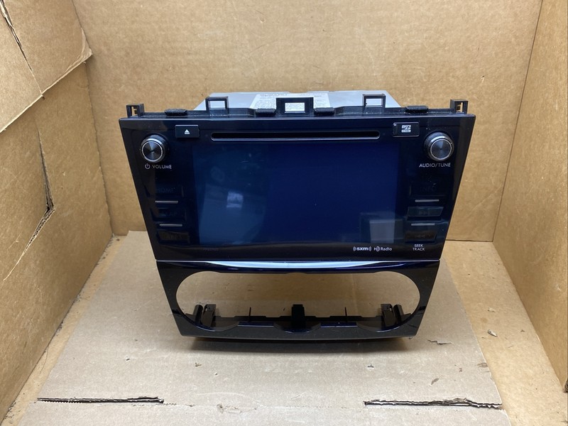 2016-2018 Subaru Forester OEM Dash Radio Receiver Screen Display 86471SG630