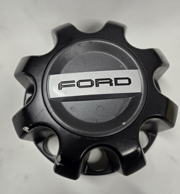 2018-2026 Ford F-250 F-350 SRW OEM Black Rear Center Cap KC3Z1130BA