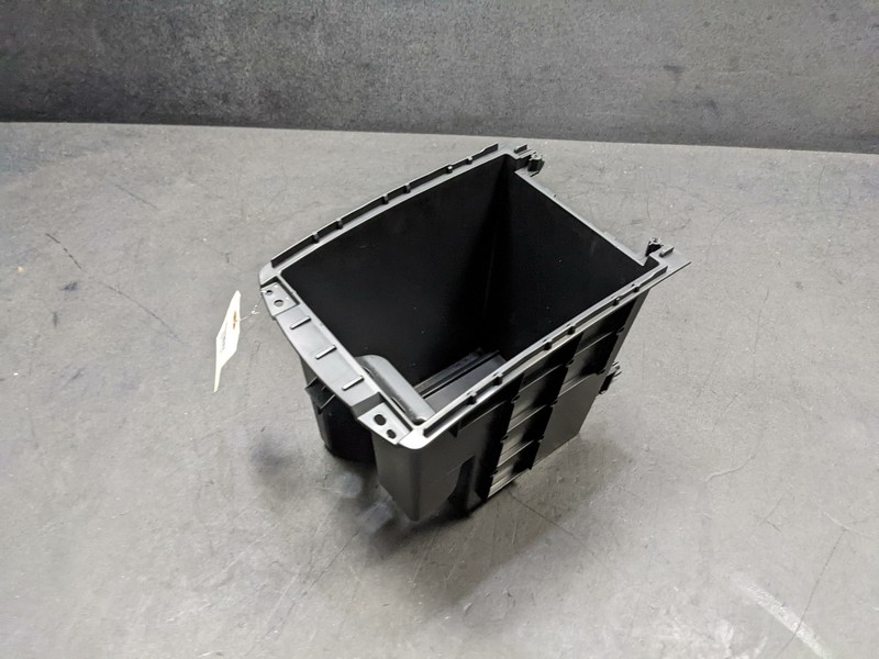 Center Console Inner Storage Box Tray 2019 Nissan Rogue Sport 96926-7FW0A 2018