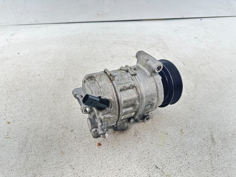 13-20 Audi A4 2.0L A/C Air Conditioning Compressor *DAMAGE* OEM