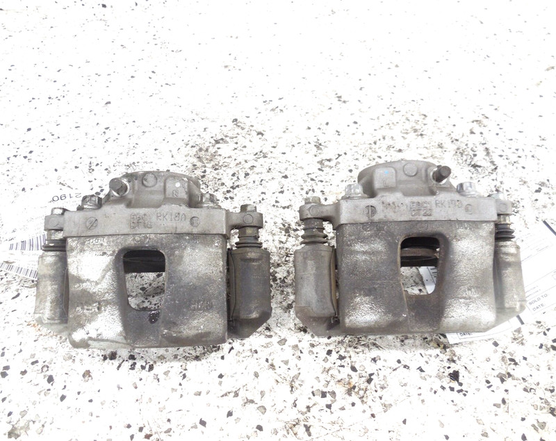 2016-2020 Kia Optima Front Brake Caliper Pair Left Right 12.00" Rotor 305mm OEM
