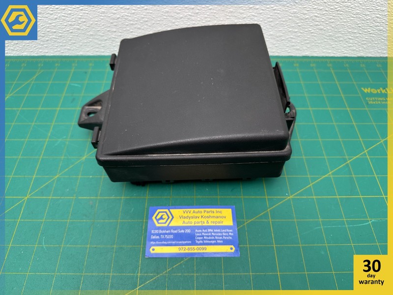 13-19 JAGUAR 3.0L XJ FRONT RELAY FUSE BOX W/ COVER OEM