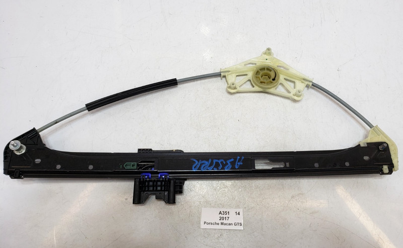 ✅ 15-18 OEM Porsche Macan GTS 95B Rear Right Passenger Door Window Regulator 34k