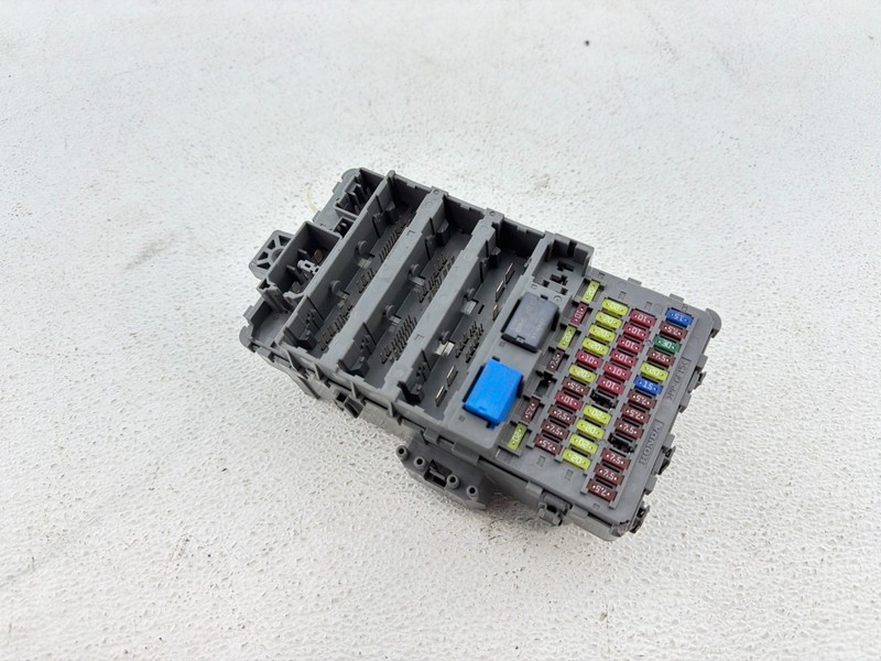 2018-2020 ACURA TLX A-SPEC Fuse Relay Box Junction Power Distribution Module OEM